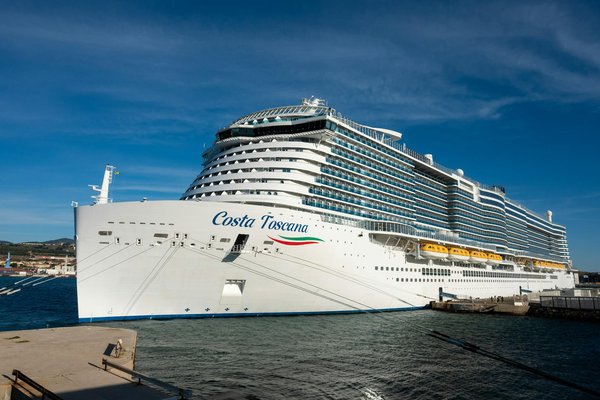 Quels sont les équipements indispensables pour un camping en région de marais salants?