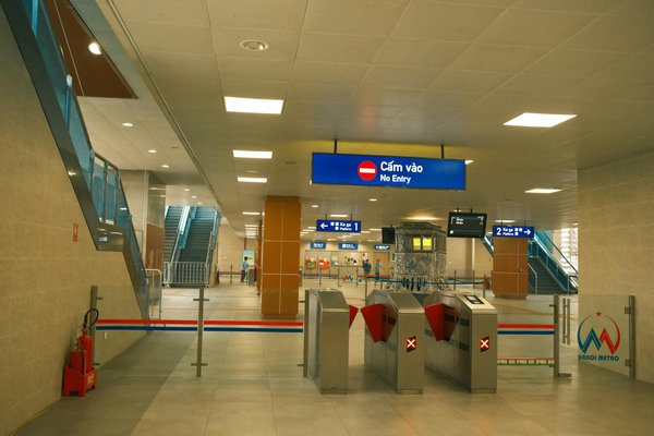 Quels sont les meilleurs itinéraires pour une randonnée dans les montagnes de la Serra da Estrela, Portugal : équipements et conseils ?